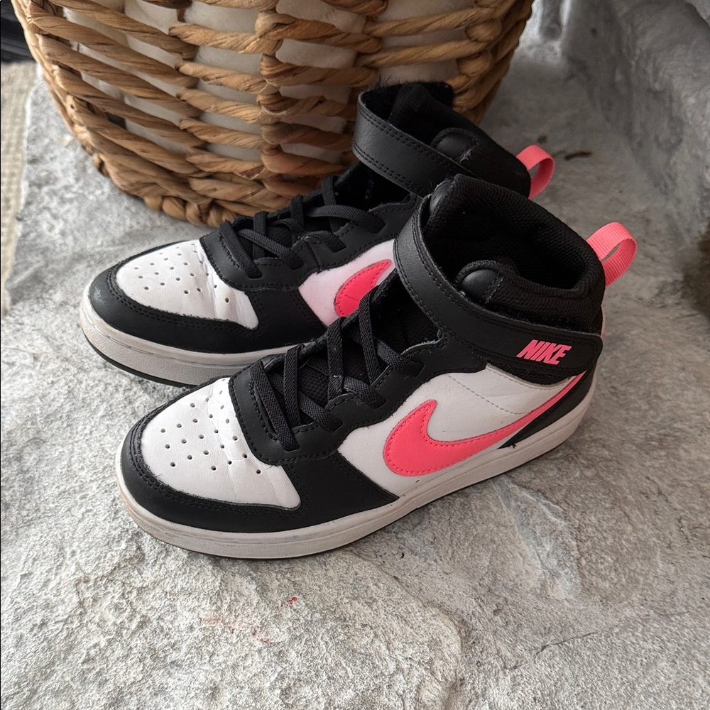 Nike Kids Black and Pink Sneakers